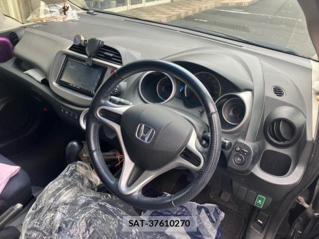 Honda FIT 2010-10 8245199-11