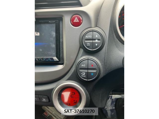Honda FIT 2010-10 8245199-16