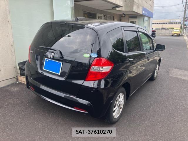 Honda FIT 2010-10 8245199-2