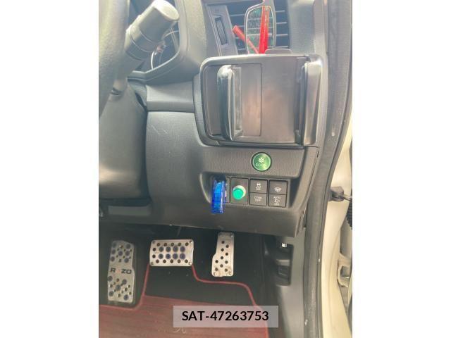 Honda FIT 2015-10 8245196-17