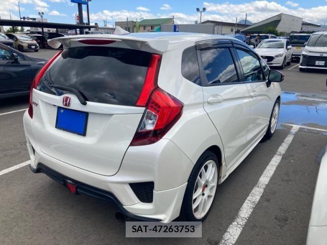 Honda FIT 2015-10 8245196-2