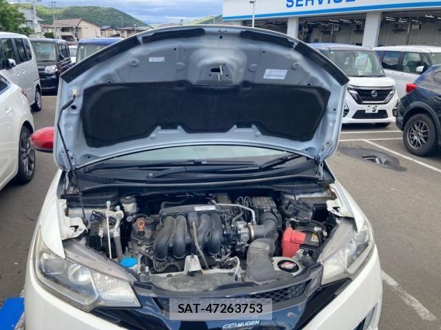 Honda FIT 2015-10 8245196-4