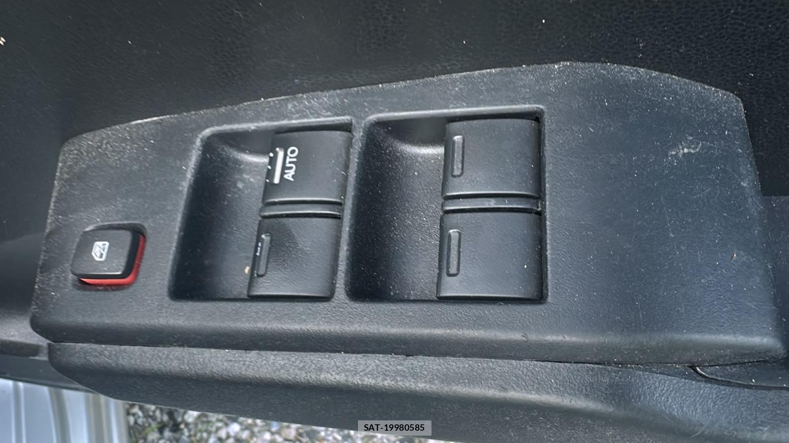 Honda FIT 2011-11 7839246-20