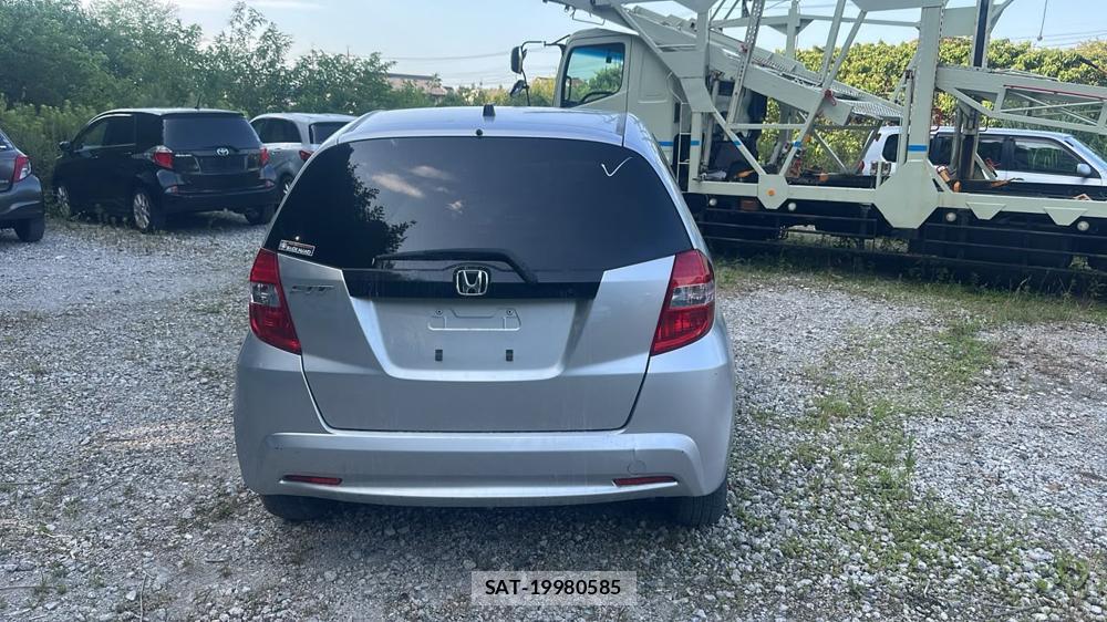 Honda FIT 2011-11 7839246-3
