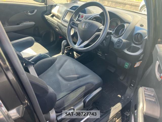 Honda FIT 2012-10 8245197-10