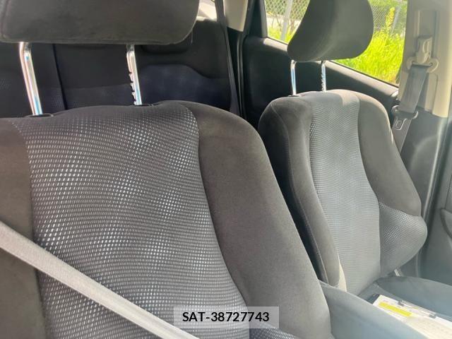 Honda FIT 2012-10 8245197-11