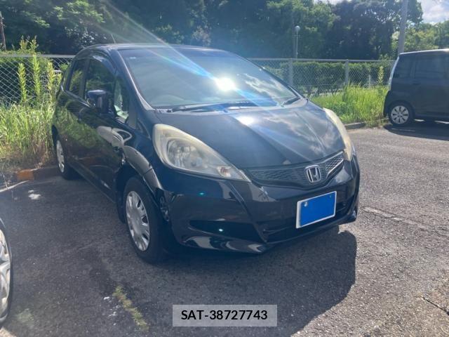 Honda FIT 2012-10 8245197-1
