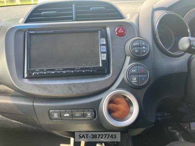 Honda FIT 2012-10 8245197-23