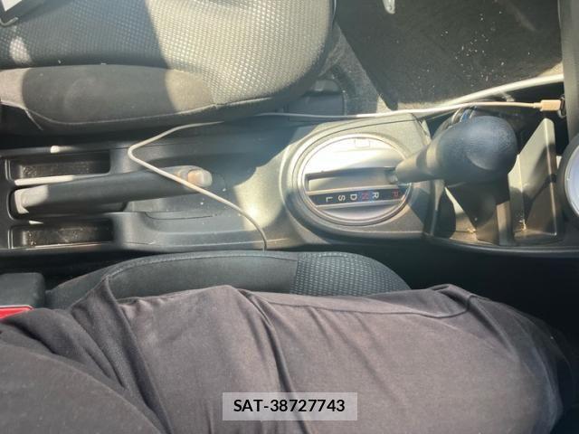 Honda FIT 2012-10 8245197-24