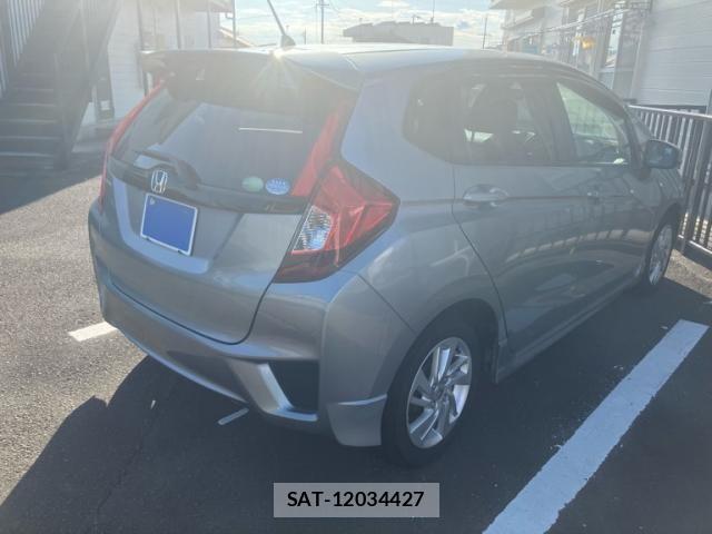 Honda FIT 2013-10 8245195-2