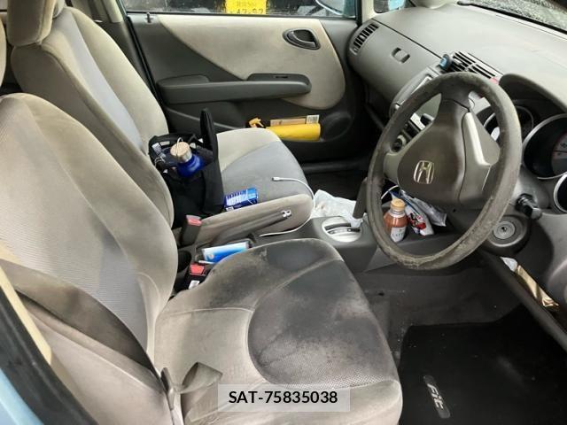 Honda FIT 2004-11 8245198-13