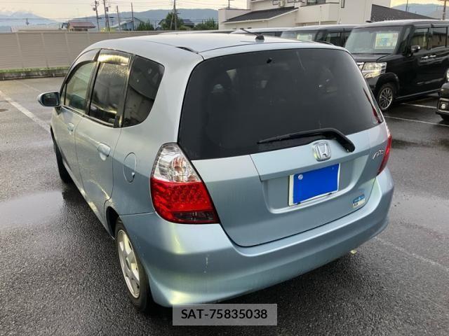 Honda FIT 2004-11 8245198-3