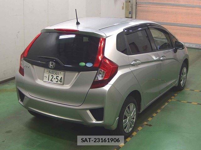 Honda FIT 2014-03 8234146-1