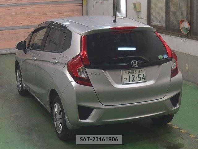 Honda FIT 2014-03 8234146-3