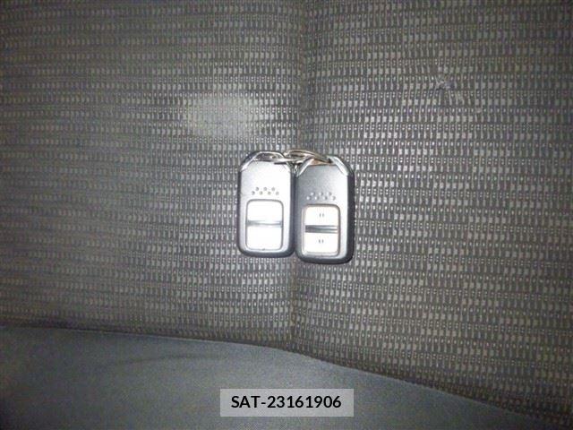 Honda FIT 2014-03 8234146-5