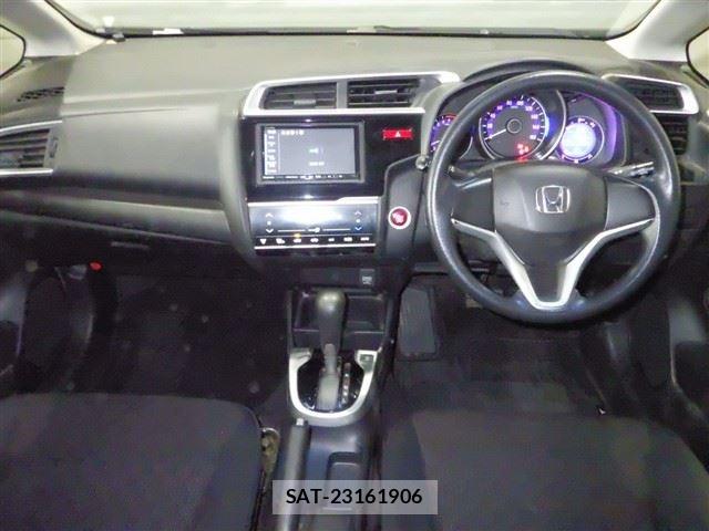 Honda FIT 2014-03 8234146-6