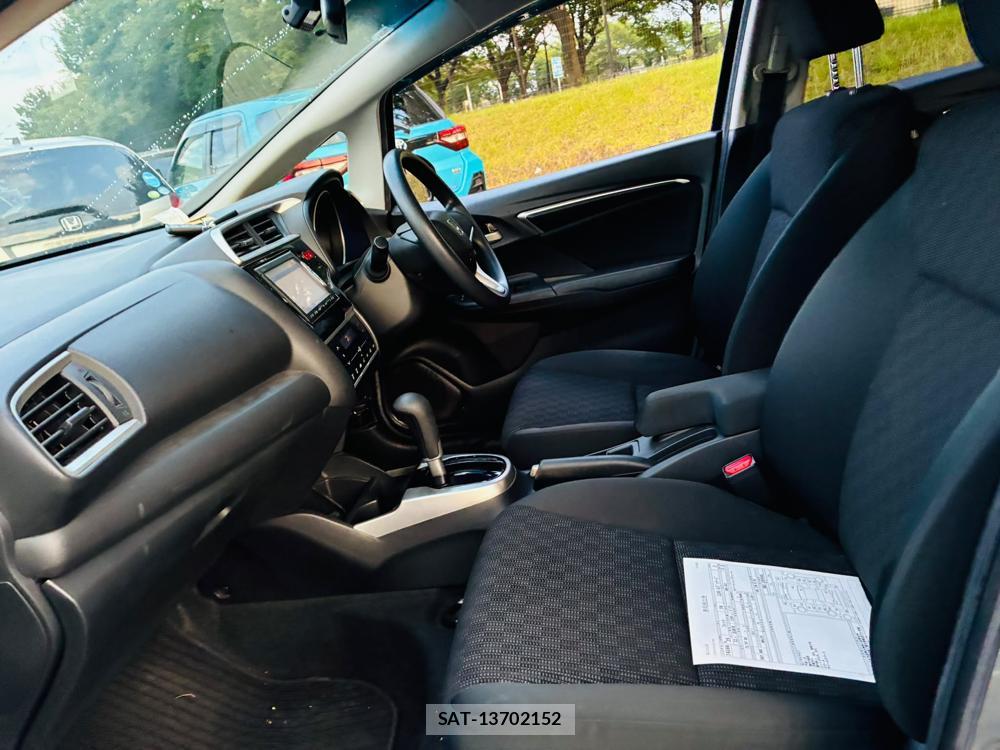Honda FIT 2013-12 8170163-10