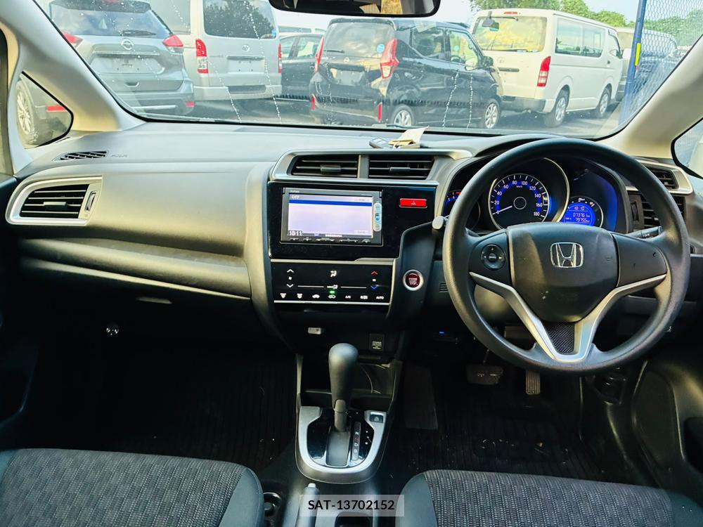 Honda FIT 2013-12 8170163-12