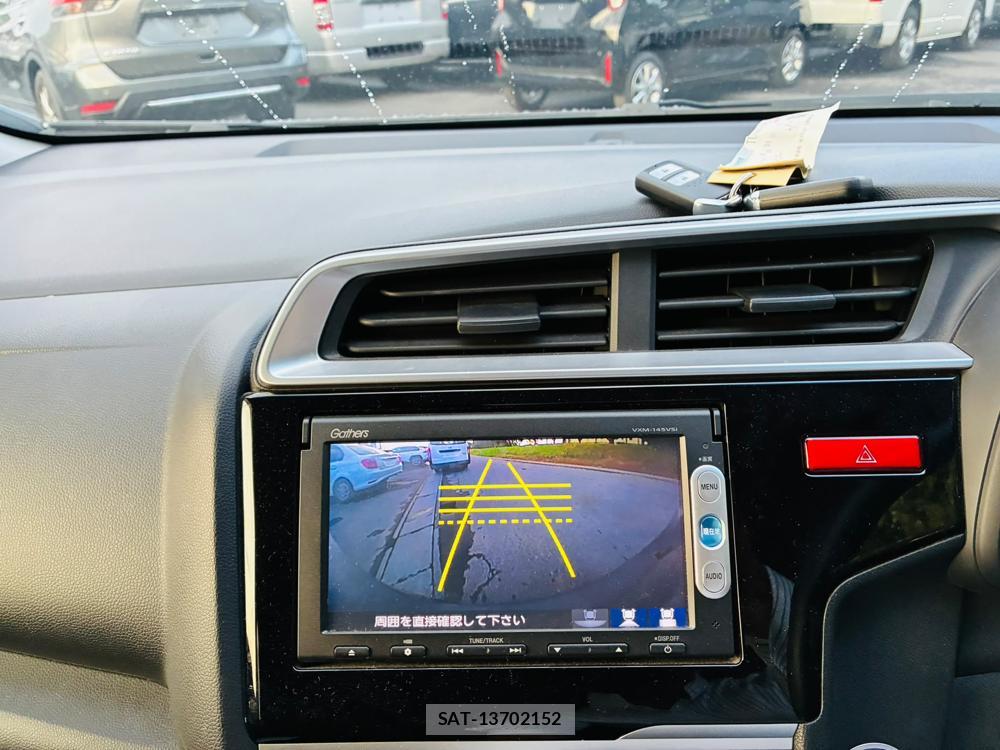Honda FIT 2013-12 8170163-17