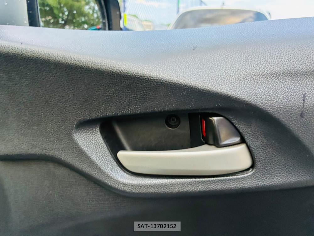 Honda FIT 2013-12 8170163-19