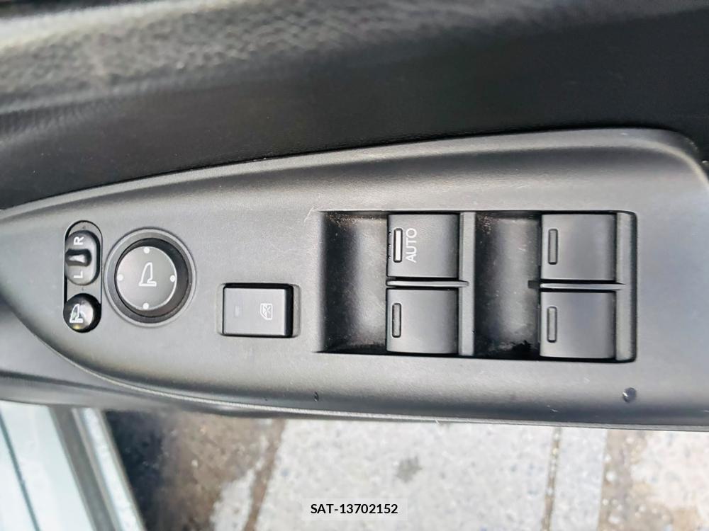 Honda FIT 2013-12 8170163-20