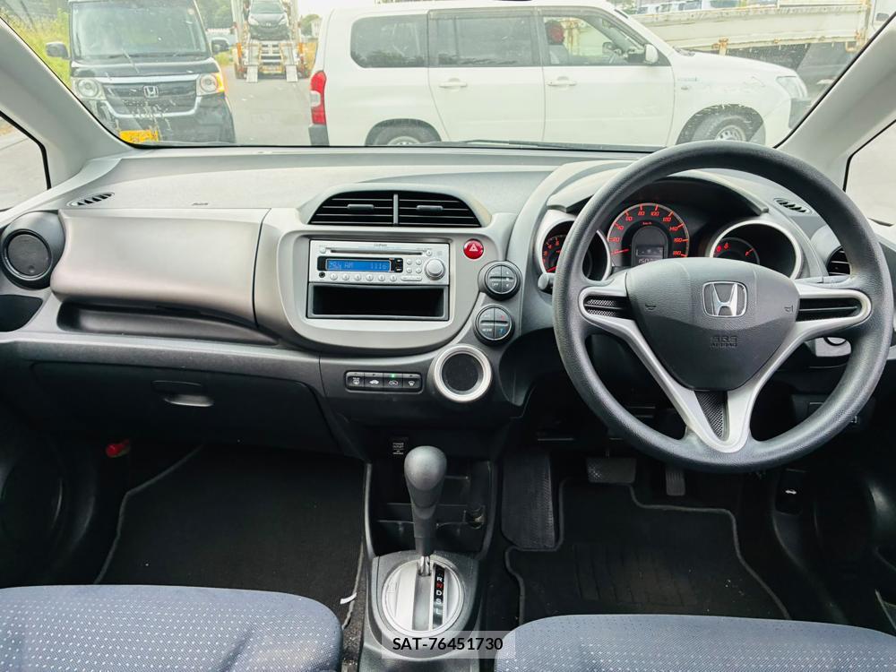 Honda FIT 2008-04 7711220-12