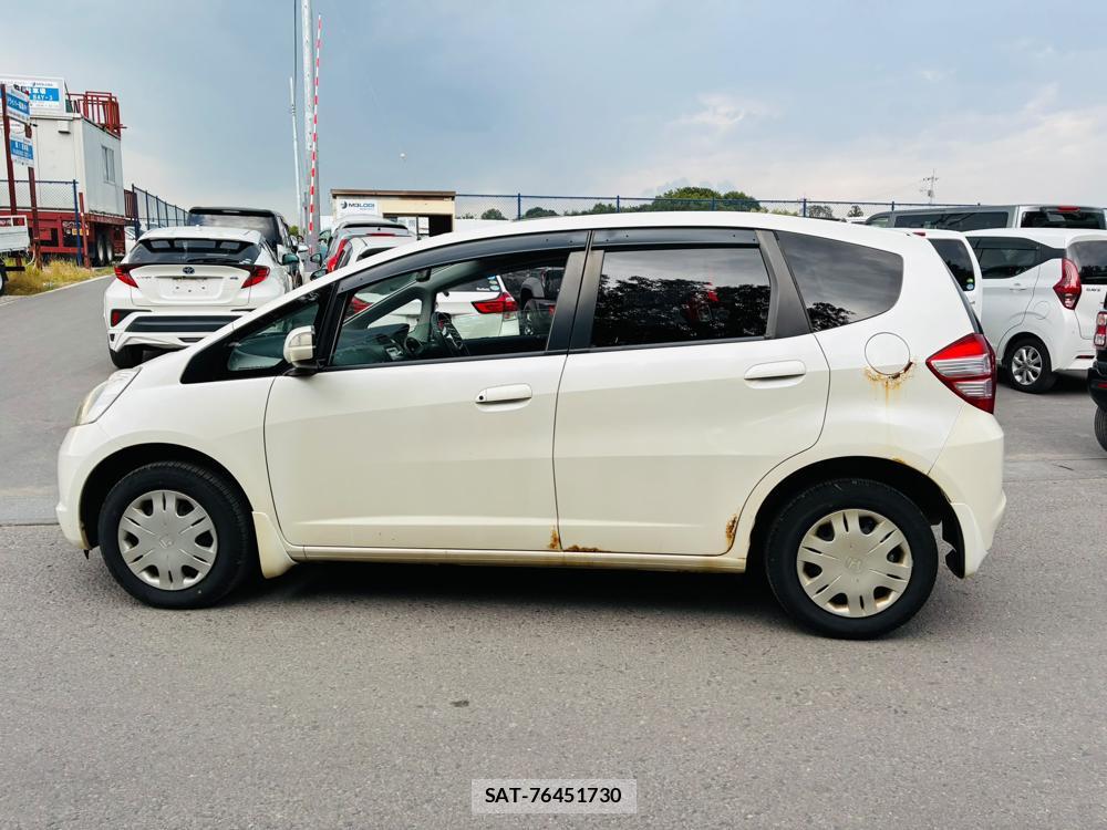 Honda FIT 2008-04 7711220-1