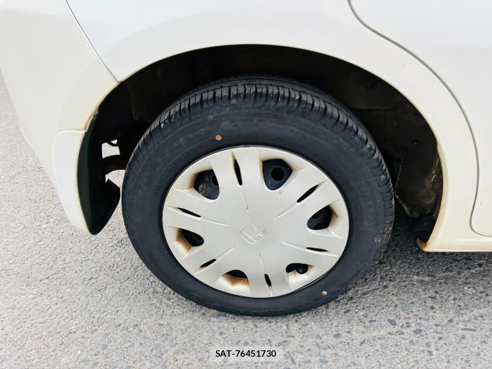 Honda FIT 2008-04 7711220-27
