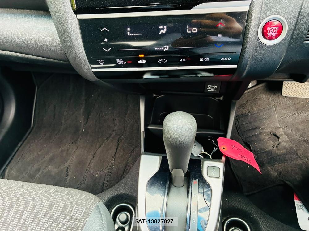 Honda FIT 2015-02 8226309-18