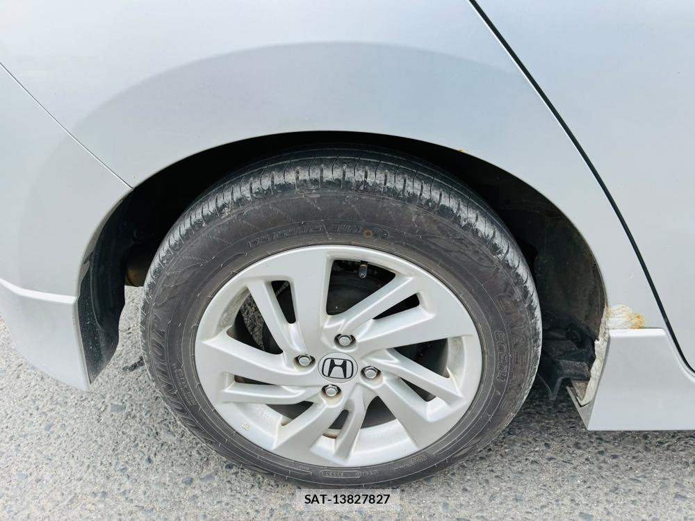 Honda FIT 2015-02 8226309-26