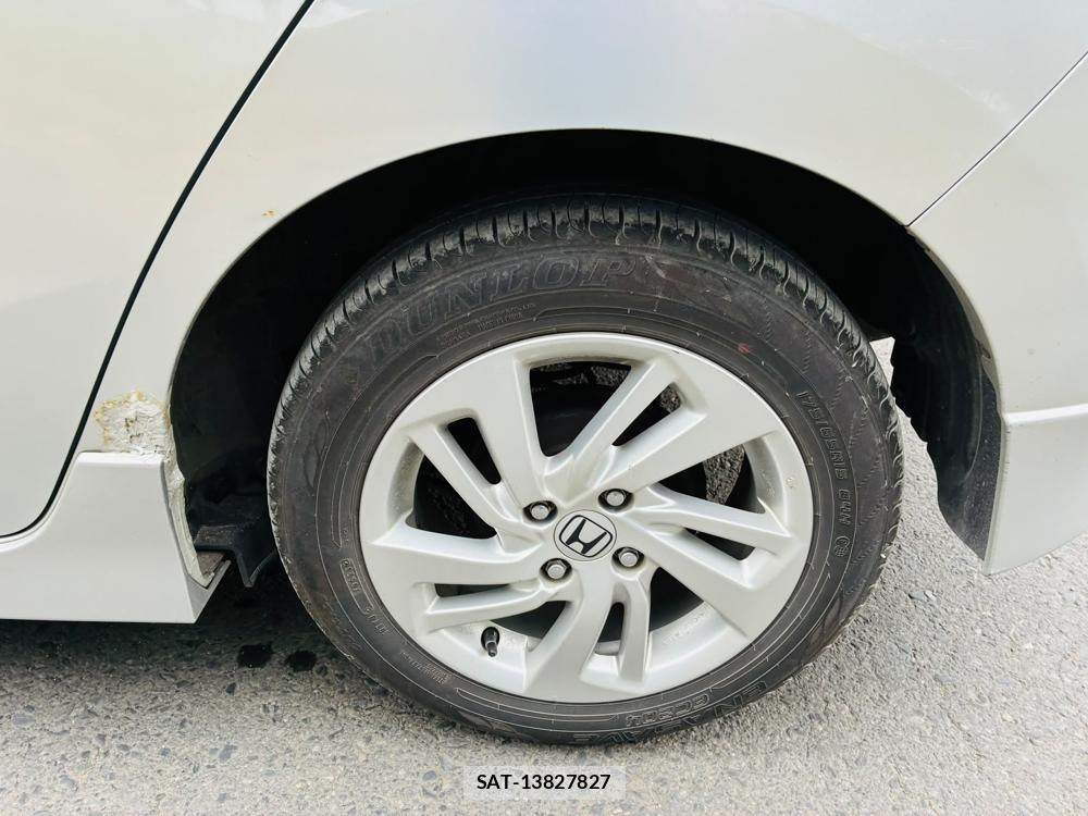 Honda FIT 2015-02 8226309-29