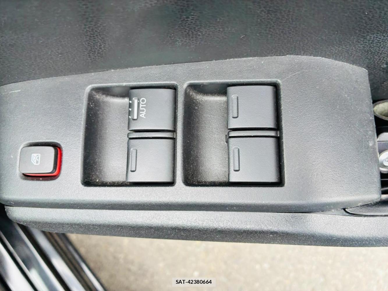 Honda FIT 2011 8225914-21