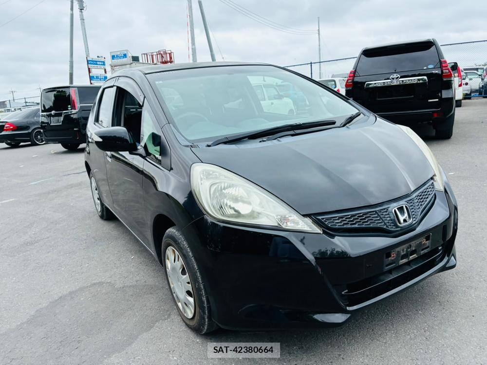 Honda FIT 2011 8225914-6