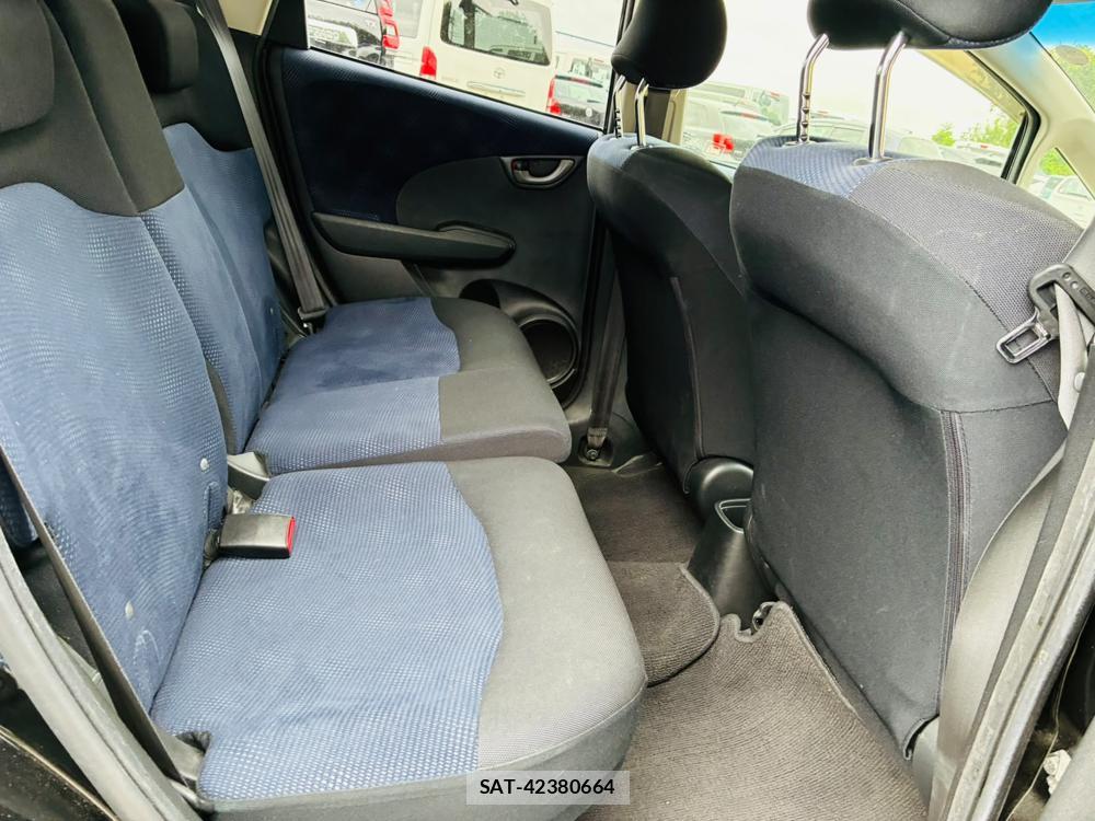 Honda FIT 2011 8225914-8