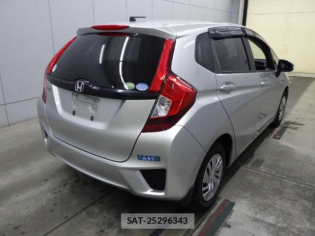 Honda FIT 2013-12 8282307-1
