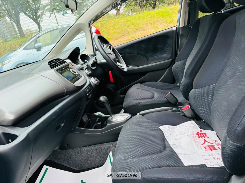 Honda FIT 2012-06 8226311-10