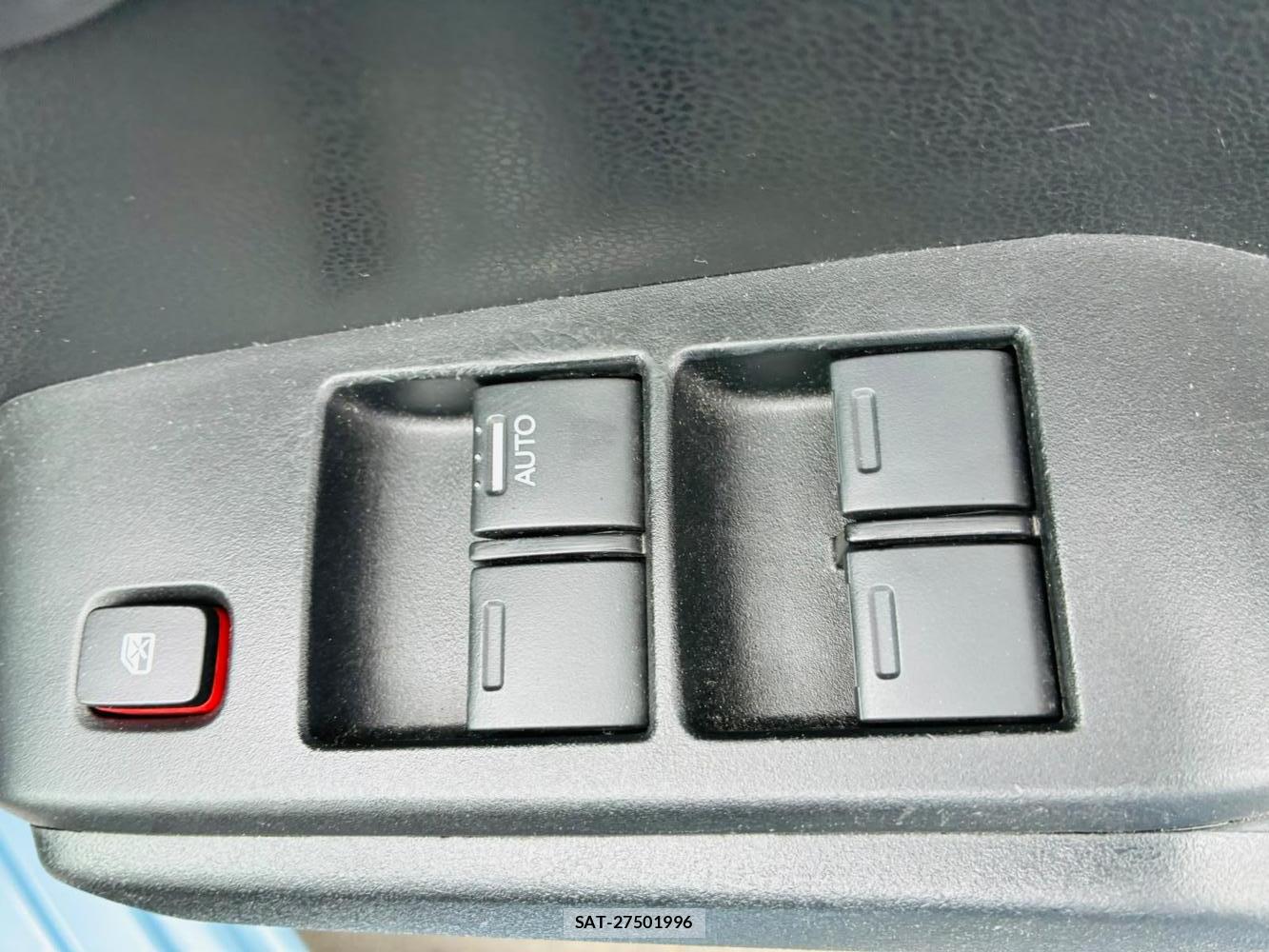 Honda FIT 2012-06 8226311-21