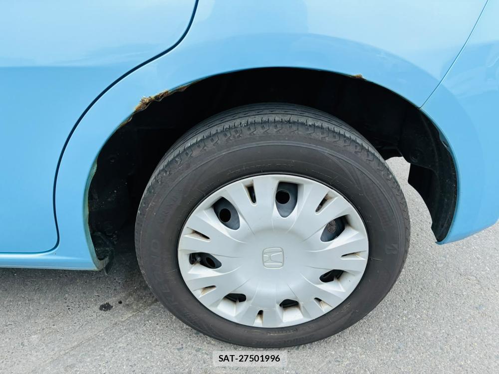 Honda FIT 2012-06 8226311-30