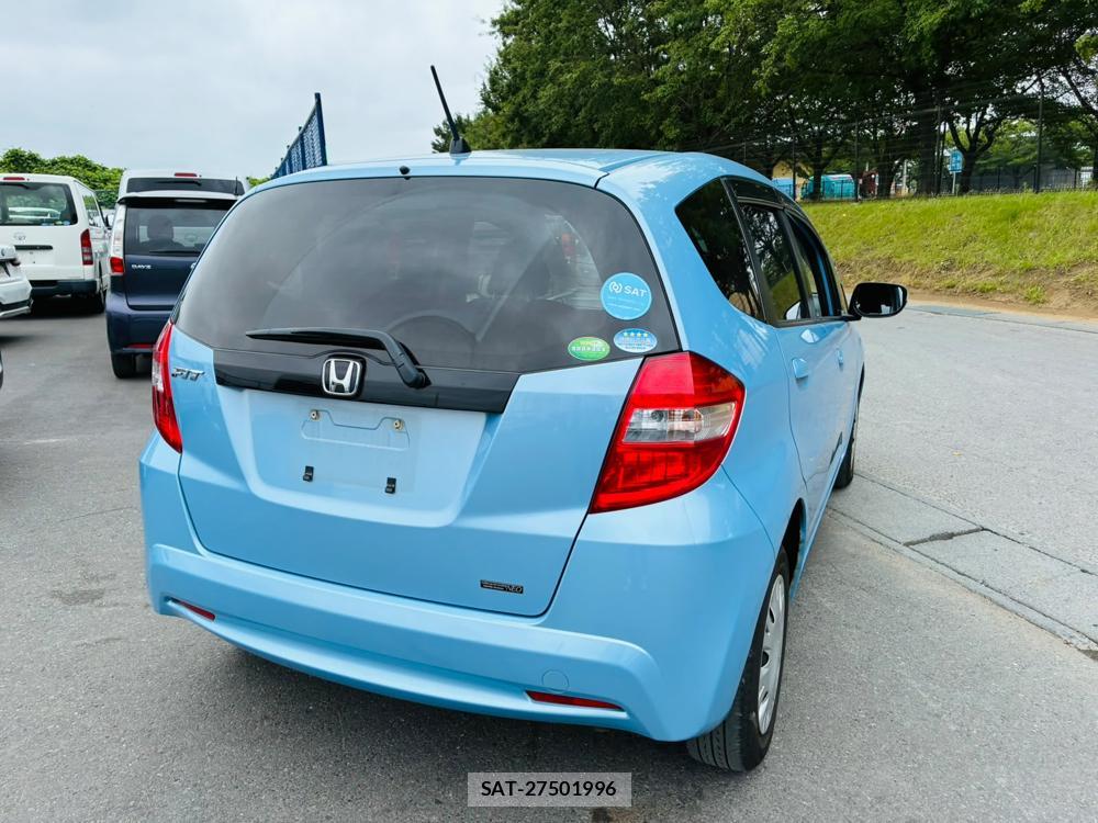 Honda FIT 2012-06 8226311-4