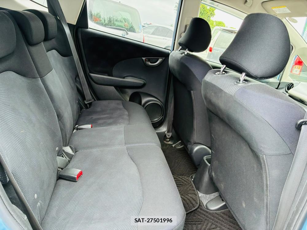 Honda FIT 2012-06 8226311-8