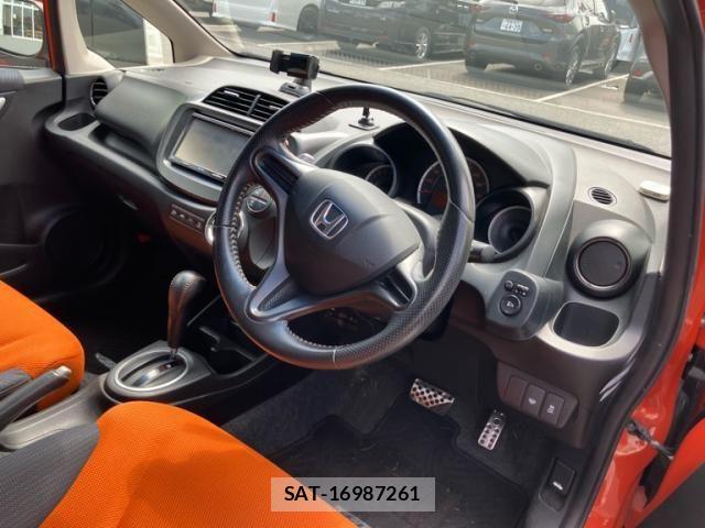 Honda FIT 2011-10 8314423-12