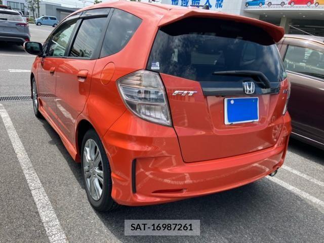 Honda FIT 2011-10 8314423-3