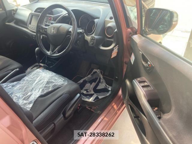 Honda FIT 2010-07 8314438-12
