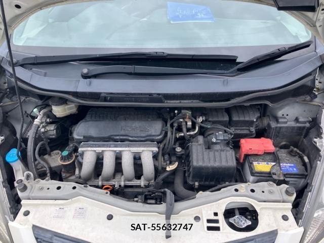 Honda FIT 2009-08 8314432-16