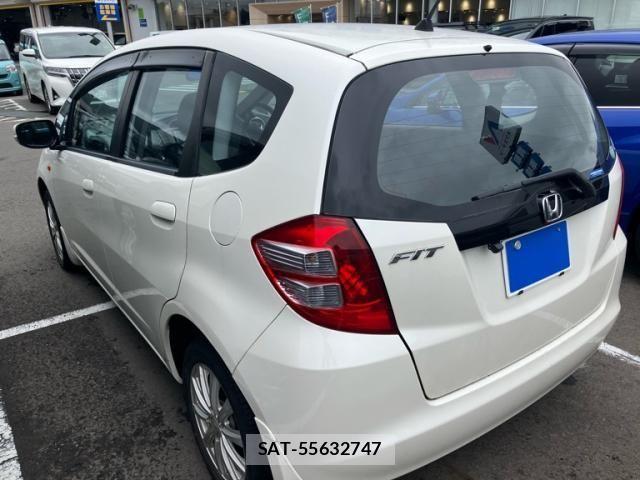 Honda FIT 2009-08 8314432-3