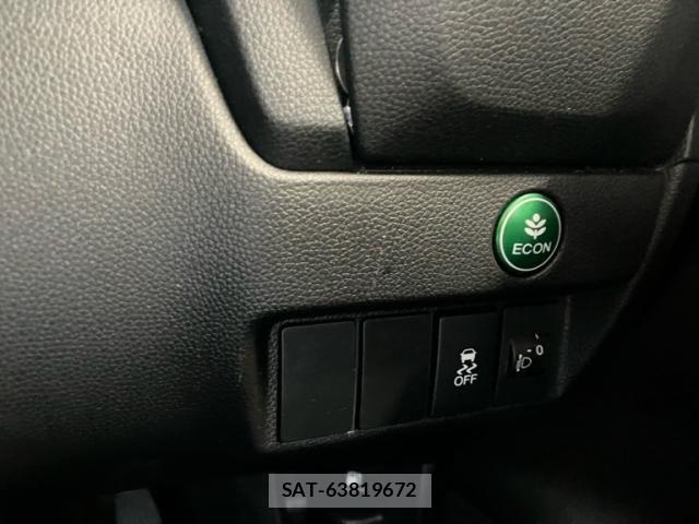 Honda FIT 2014-08 8314426-17