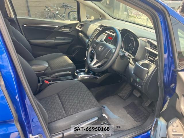 Honda FIT 2015-08 8314427-11