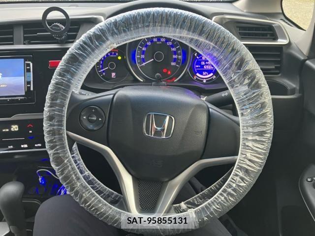 Honda FIT 2015-04 8314424-17