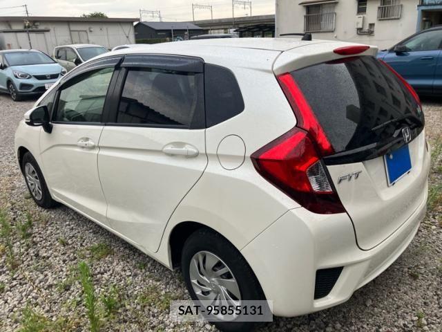 Honda FIT 2015-04 8314424-4