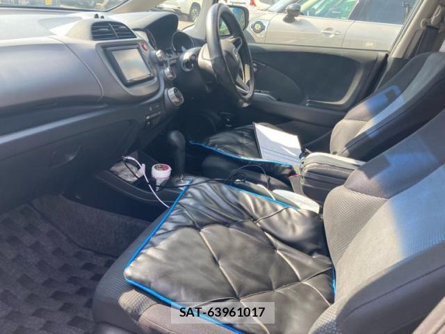 Honda FIT 2012-08 8314439-10